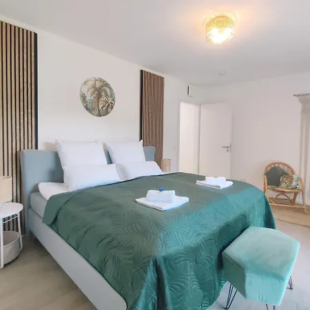 Apartment Inikama - Elegantes